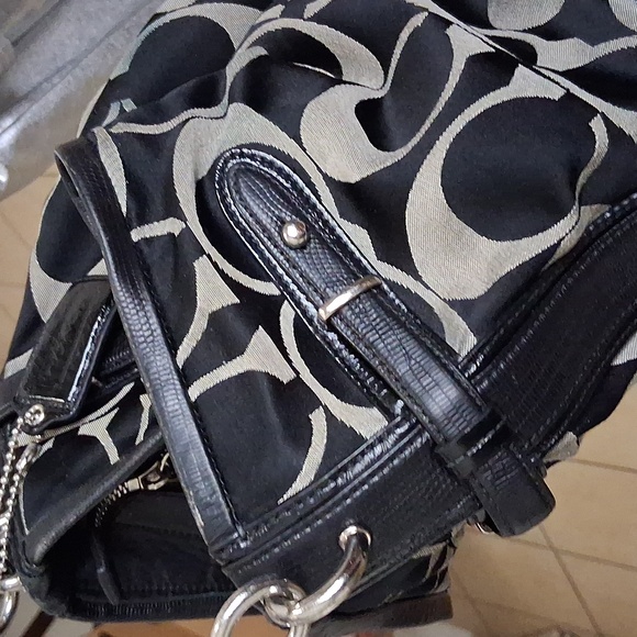 Coach purse - Picture 6 of 7